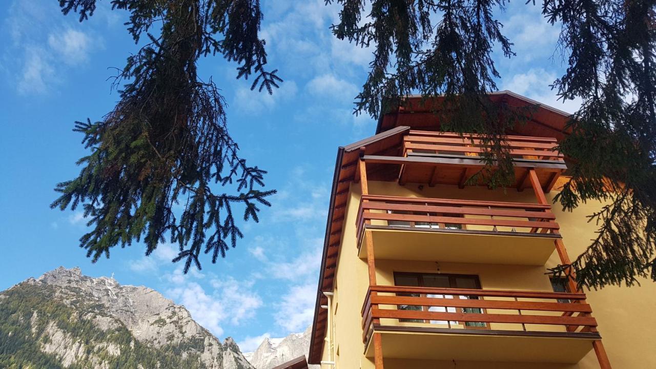 Apartament Lexannona Buşteni Екстериор снимка