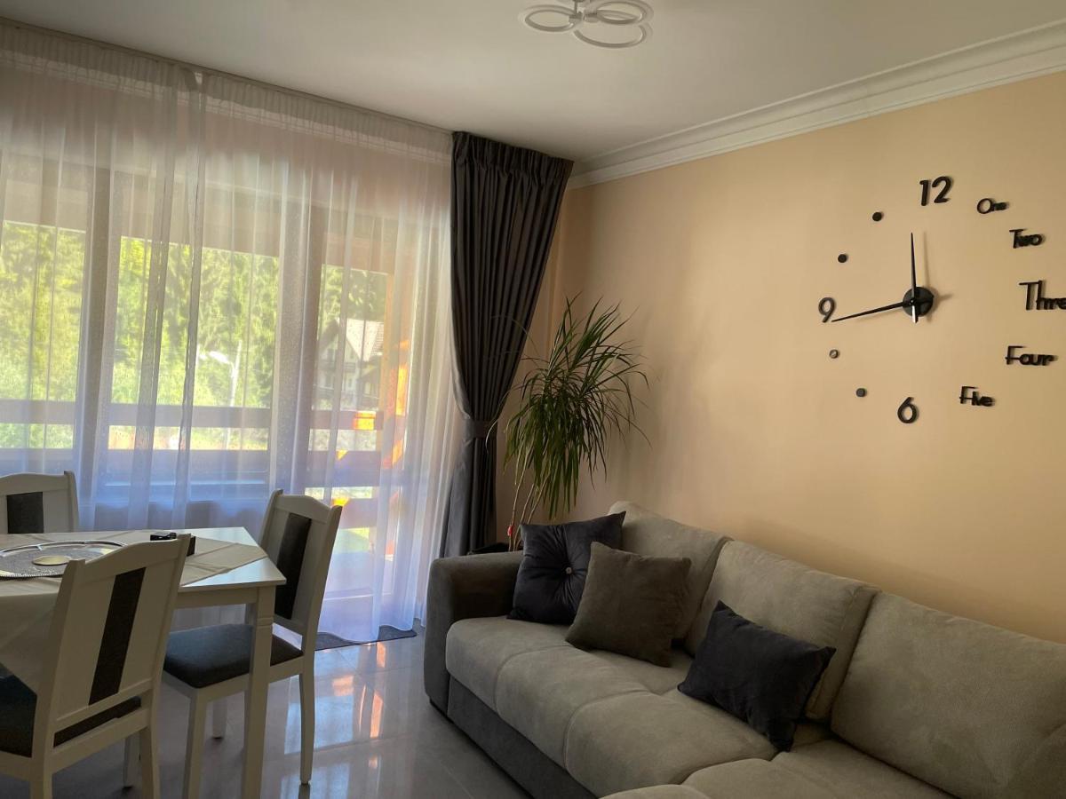 Apartament Lexannona Buşteni Екстериор снимка
